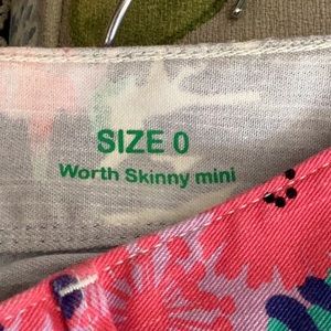 Lilly Worth Skinny Mini